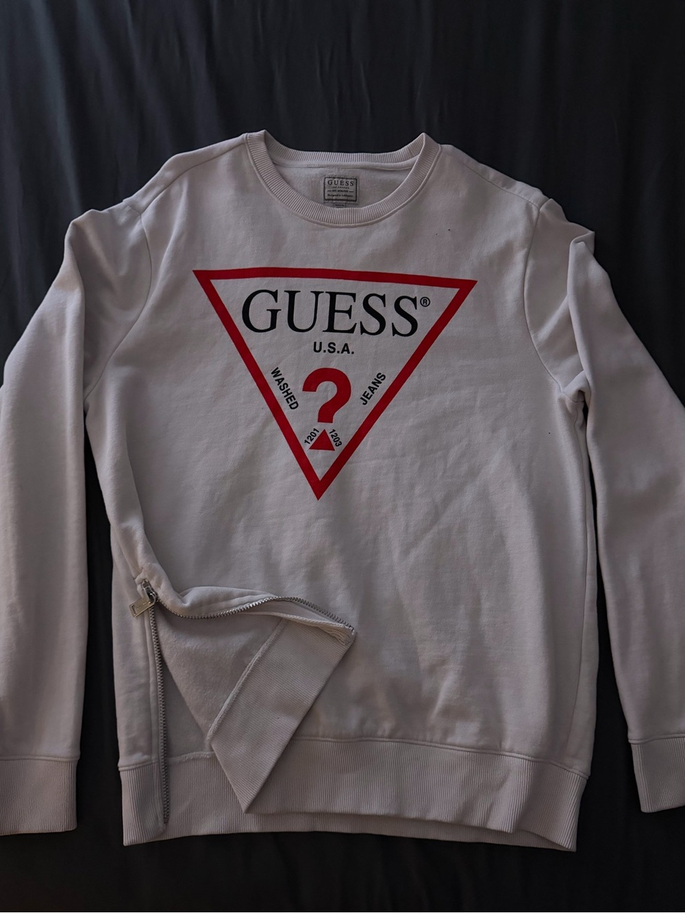 GUESS White Crewneck Sweatshirt with Red Triangle Logo